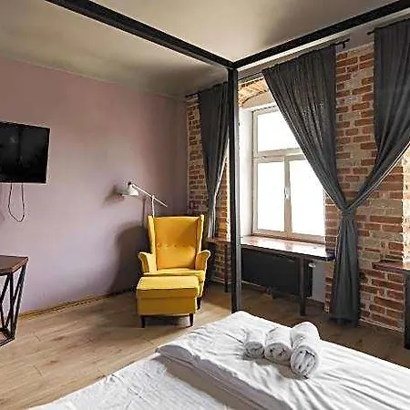 Hotel Justlvivit At The Rynok Square