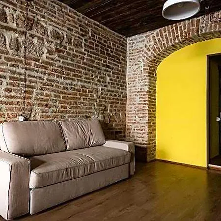 Hotel Justlvivit At The Rynok Square 4*