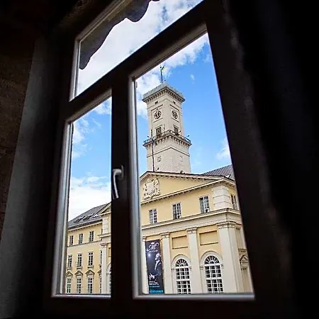 Justlvivit At The Rynok Square 4*
