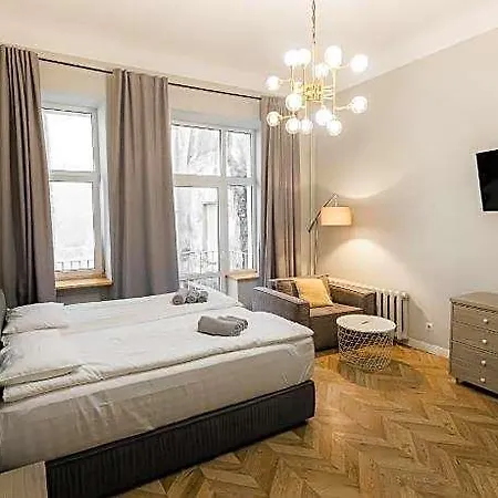 Justlvivit At The Rynok Square 4* Lviv